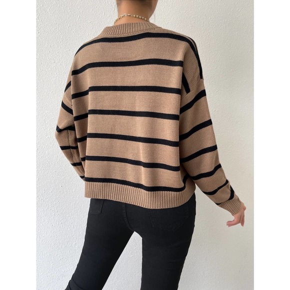 🌟 minimalist preppy Striped oversized Sweater - Picture 2 of 11